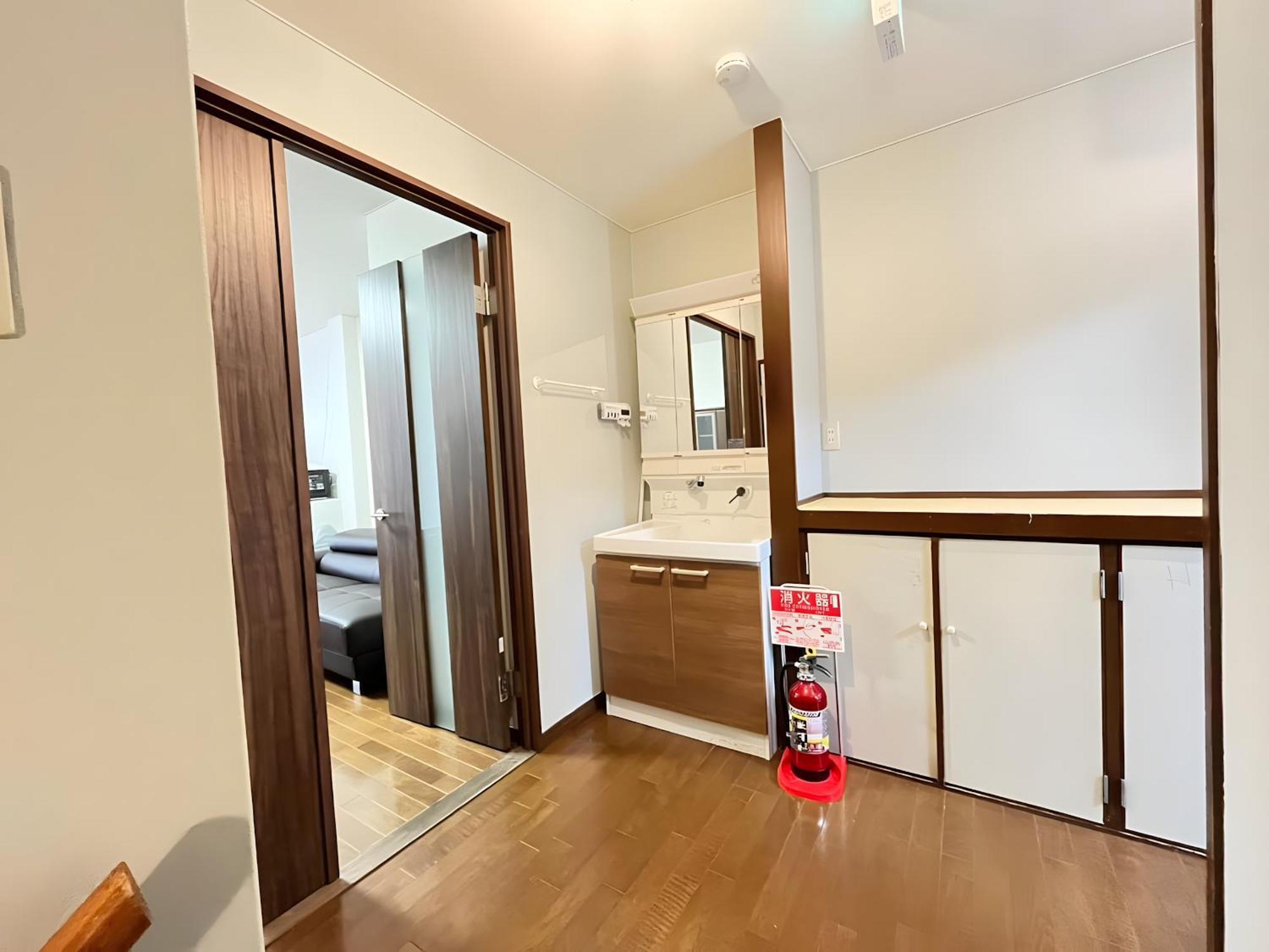 Apartment Abeno Detached House , 5 Min Sta , Max16ppl Osaka