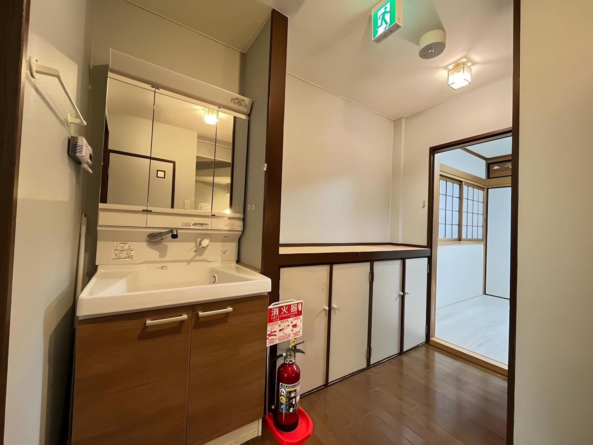 Apartment Abeno Detached House , 5 Min Sta , Max16ppl Osaka