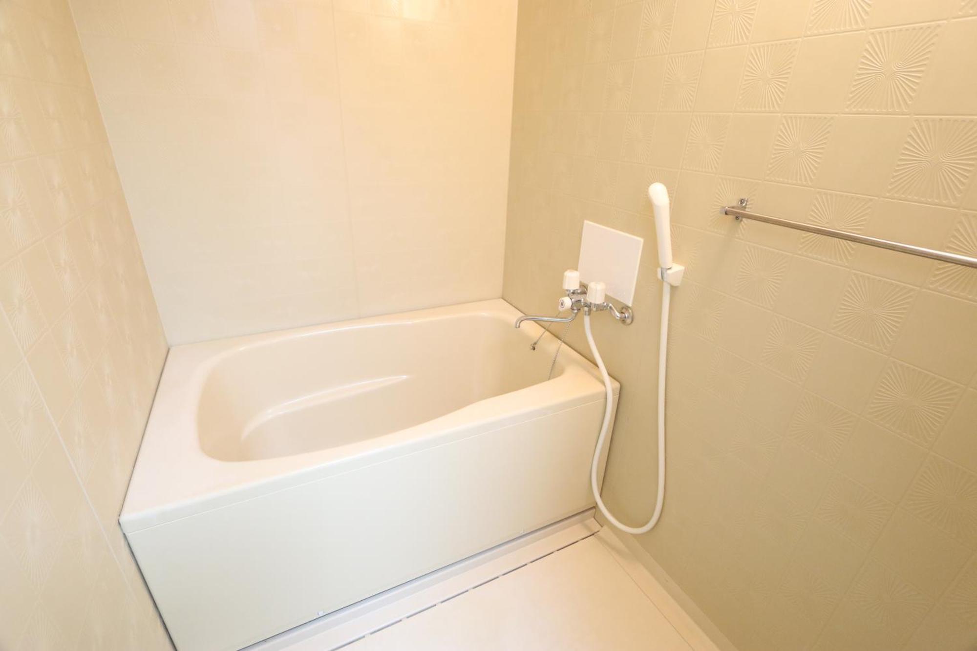 Apartment 大阪市御堂筋線駅徒歩一分全新設備 *