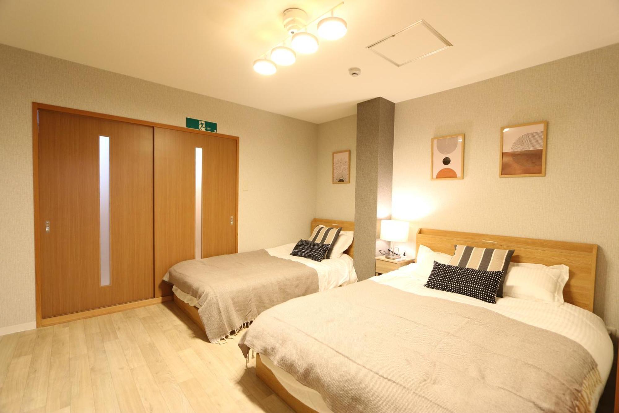 Apartment 大阪市御堂筋線駅徒歩一分全新設備 *