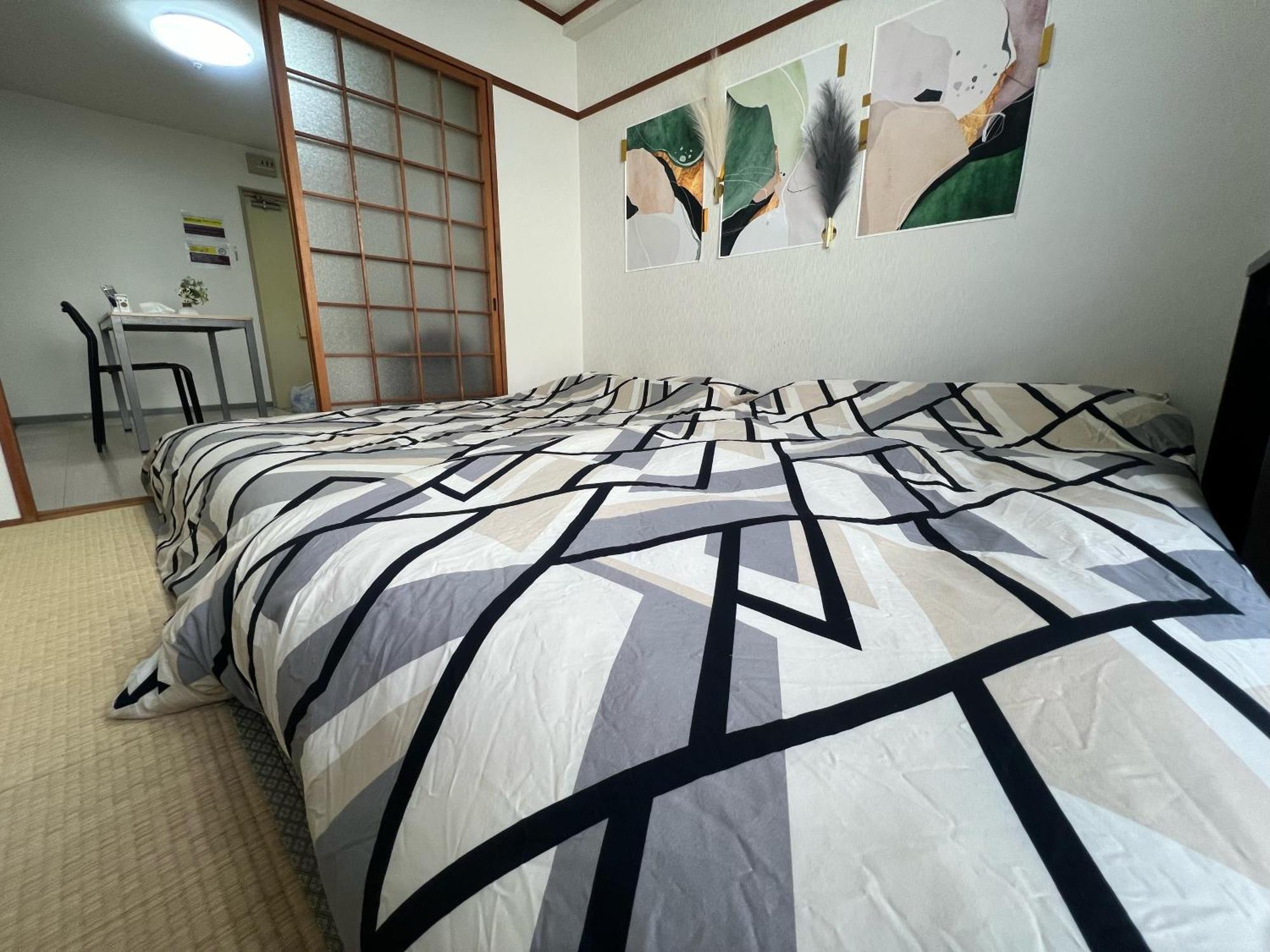 Skハイツ鶴橋 Apartment