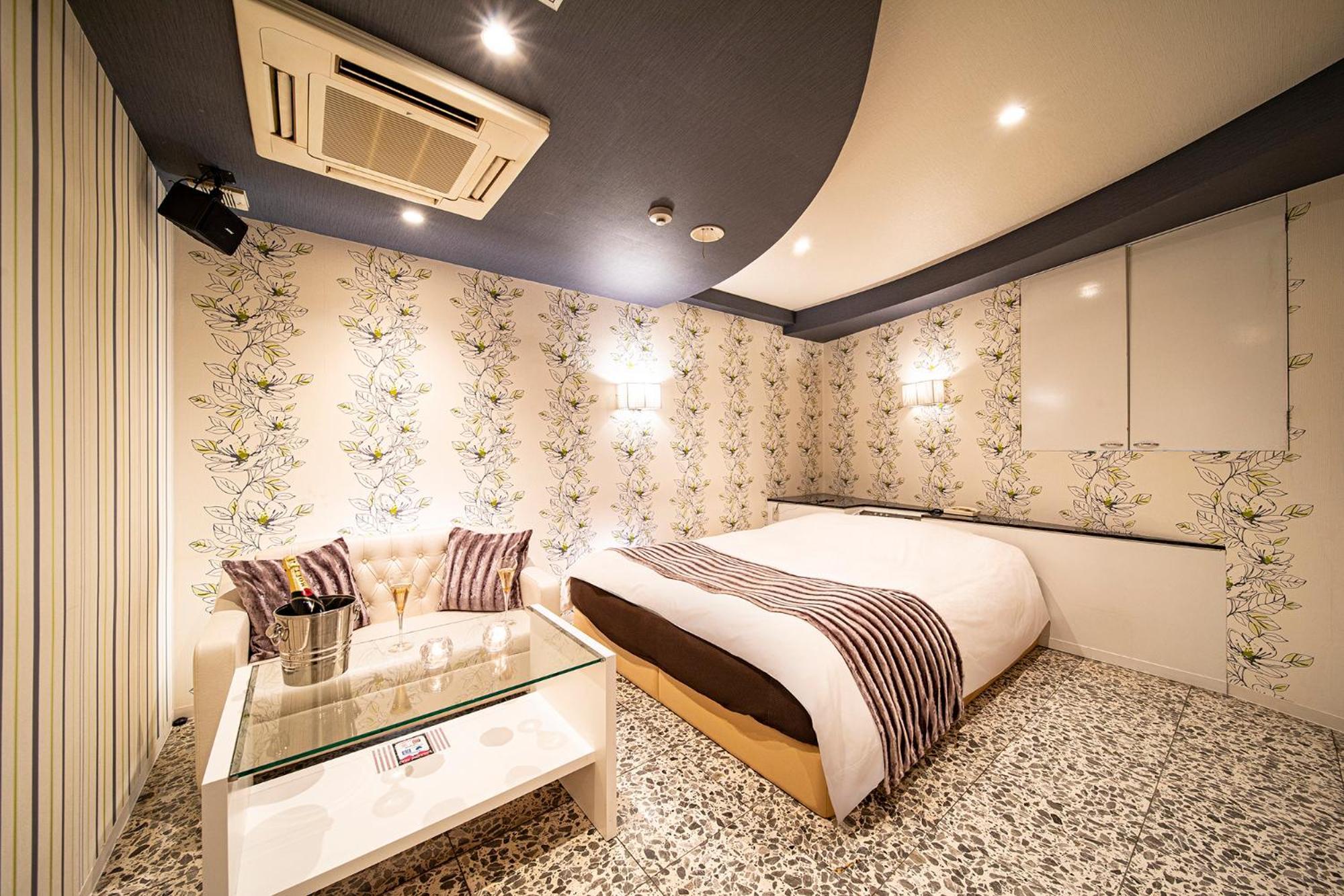 Love hotel Towers - Adult Only - Osaka