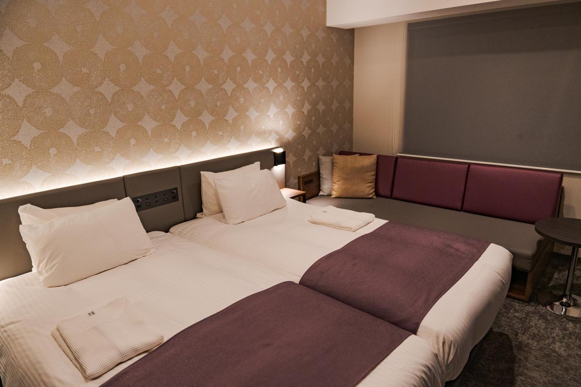 Grids Premium Namba Hotel