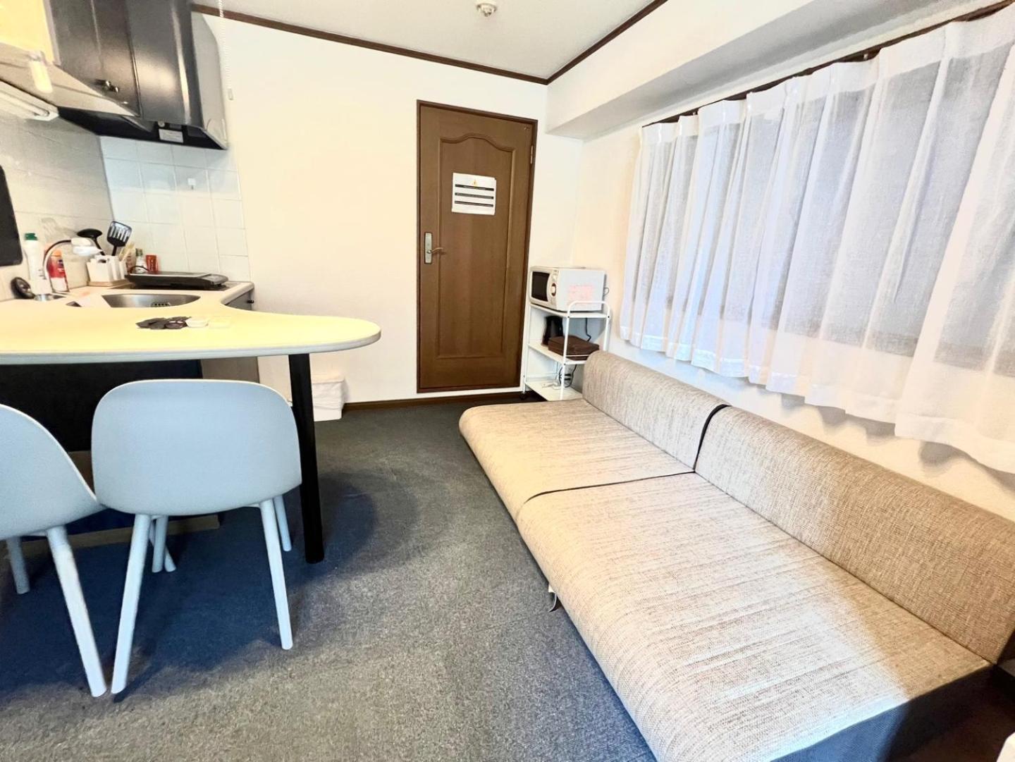 7人可能 なんば駅 一駅 / 地下鉄駅 2分 Royal601 Apartment *