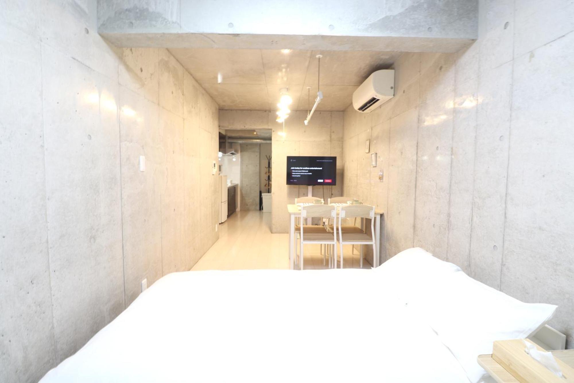 Newopen 今宮駅徒歩2分大国町駅5分 難波道頓堀も徒歩圏内!!! ホテルリネン使用 *