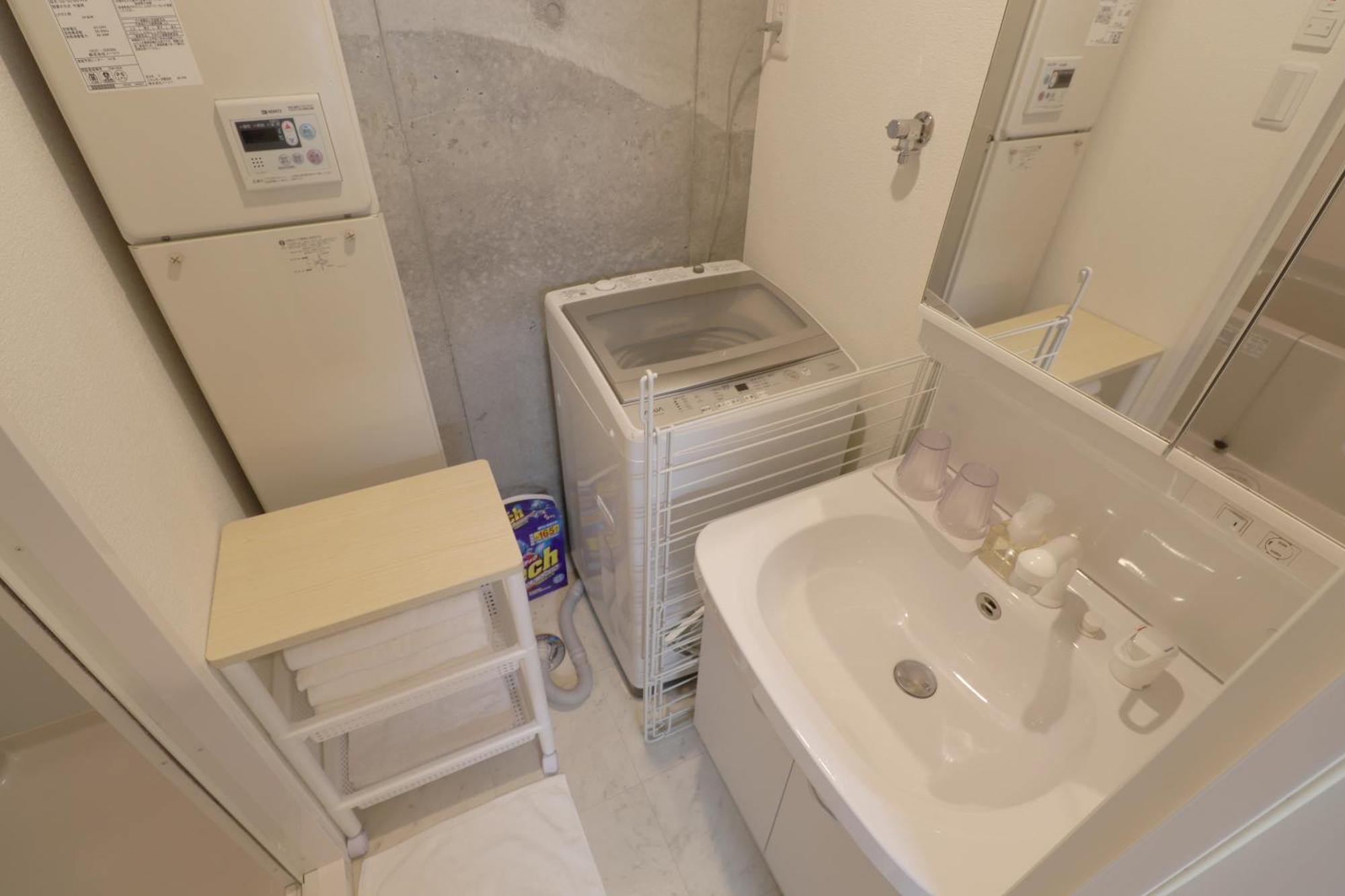 Newopen 今宮駅徒歩2分大国町駅5分 難波道頓堀も徒歩圏内!!! ホテルリネン使用 Apartment *