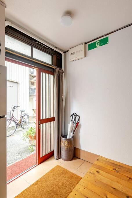 Phebe7 -kixlink, 4 Min To Namba, Sleeps 6!