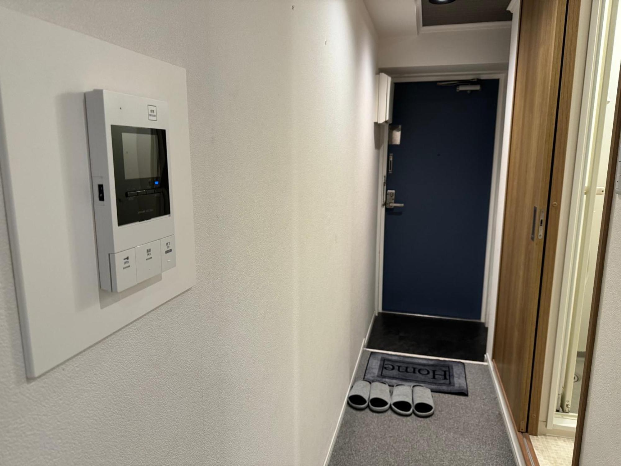 Apartment Nipponbashi Dotonbori Double: Central Osaka