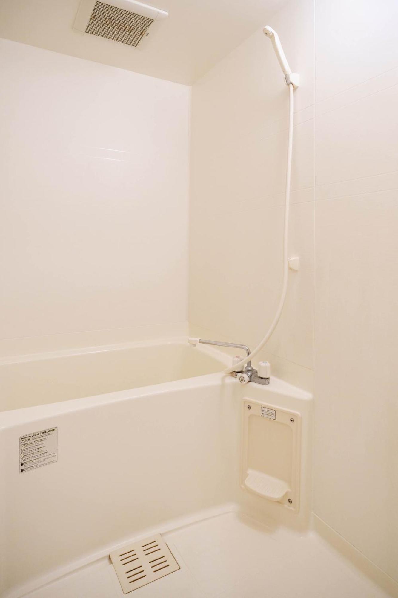 黒門市場徒歩5分 通天閣難波エリア徒歩圏内 トイレと浴室付き まるまる貸切 エレベーター 高層804 Apartment Osaka