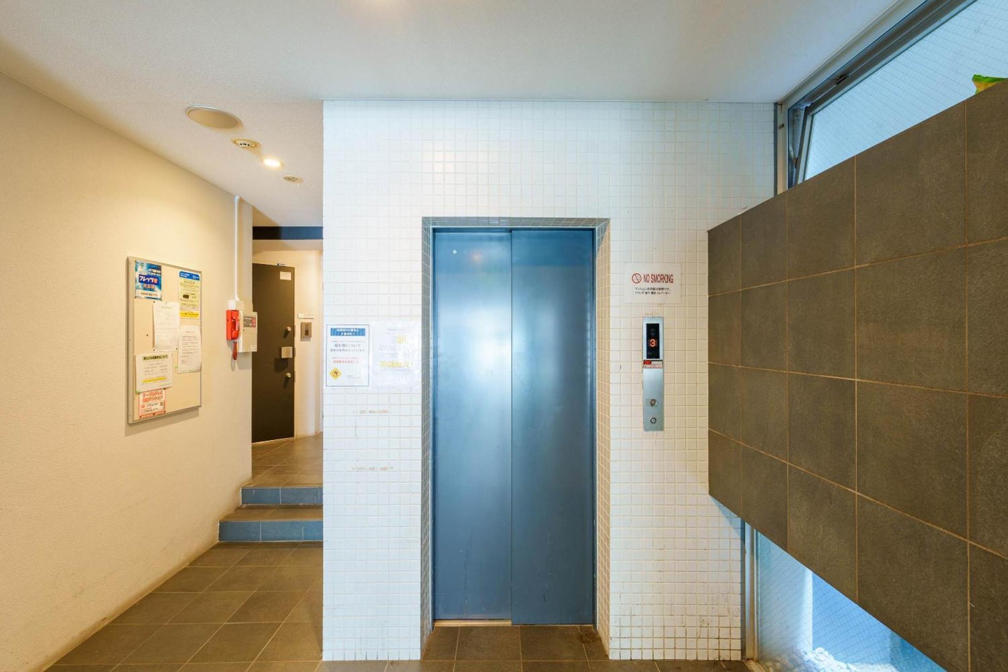 黒門市場徒歩5分 通天閣難波エリア徒歩圏内 トイレと浴室付き まるまる貸切 エレベーター 高層804 Osaka