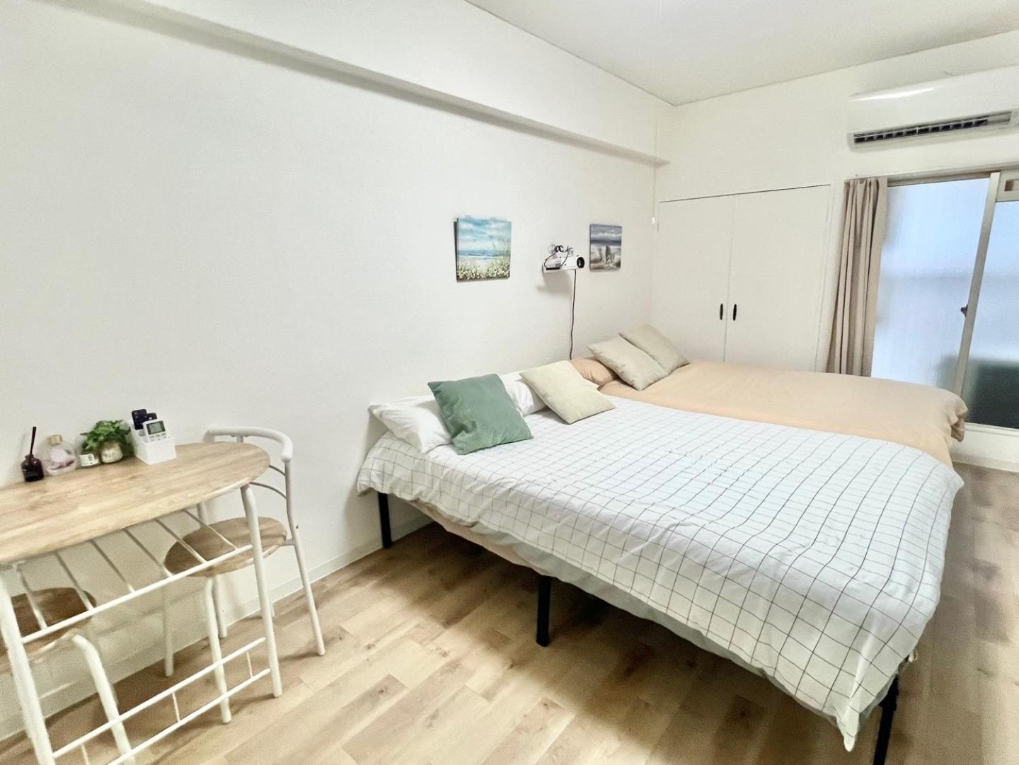 4 People Available / Namba Station / Dotonbori Walking 10 Min / Sun304 Apartment *