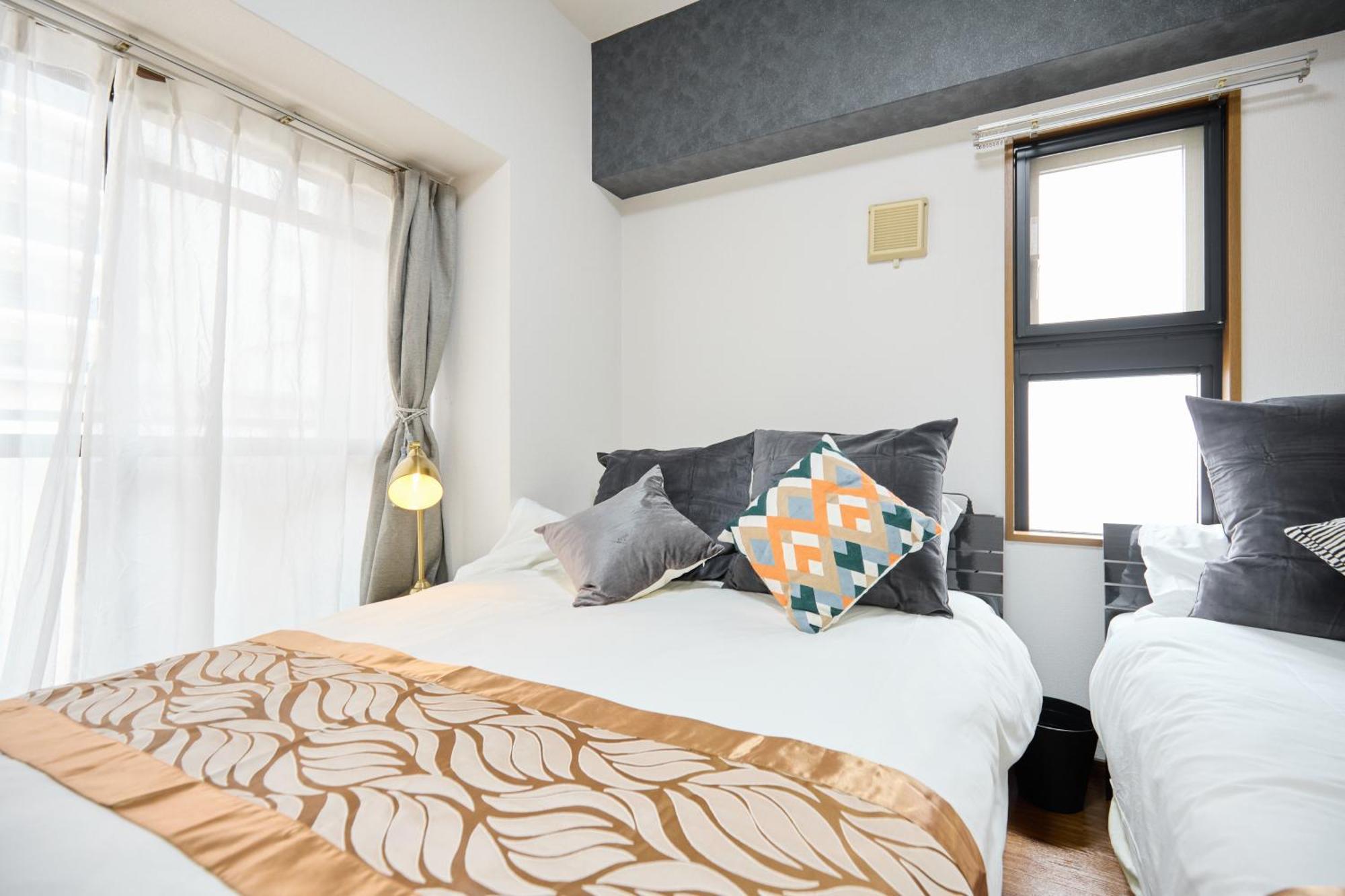 Apartment Groundcourt Namba: For Large Groups *