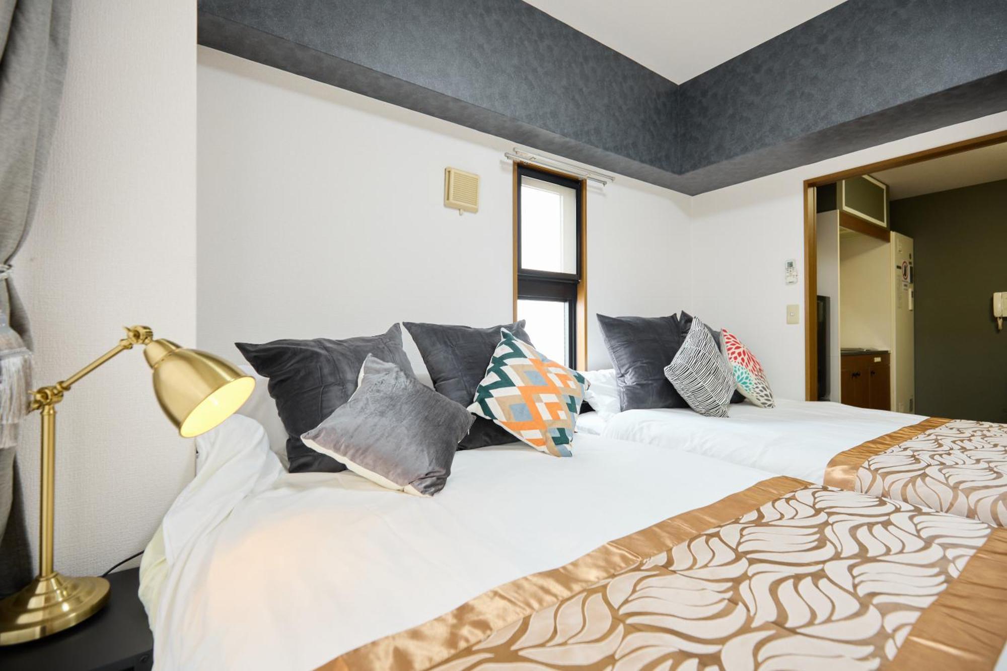 Groundcourt Namba: For Large Groups *
