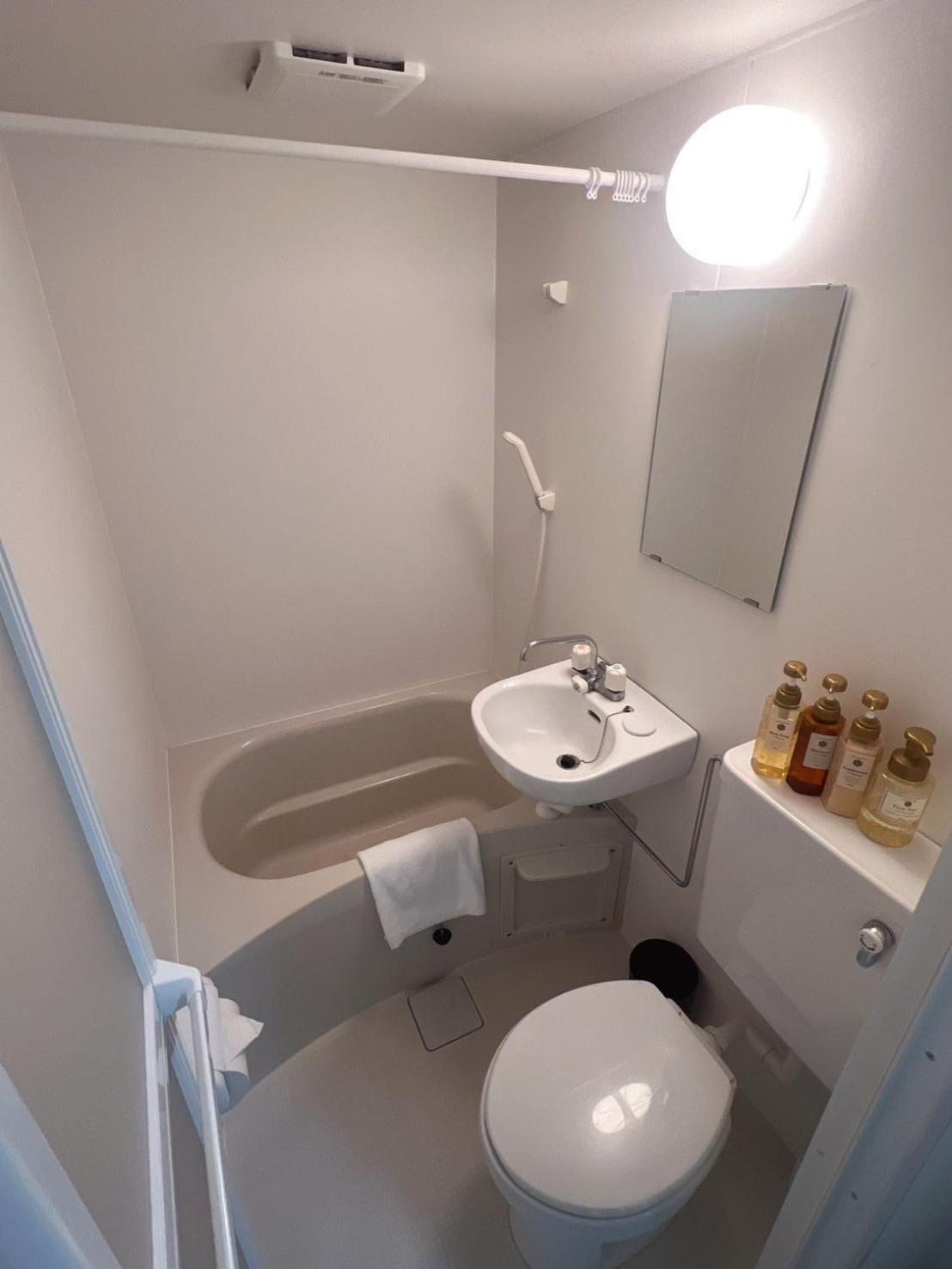 Reifa Shukuhaku Nihonbashi Apartment
