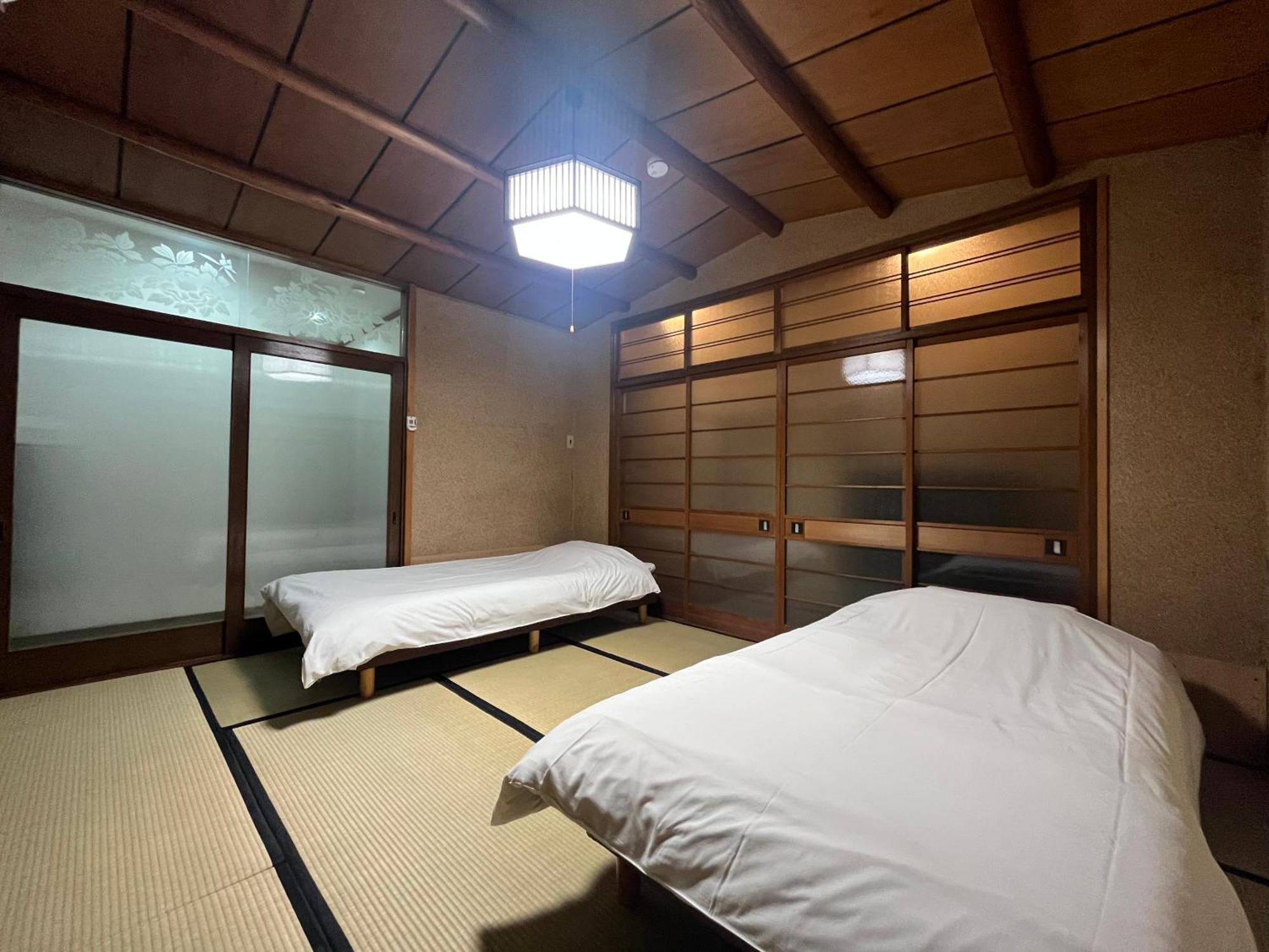 Namba Traditional Japanese House Apartment