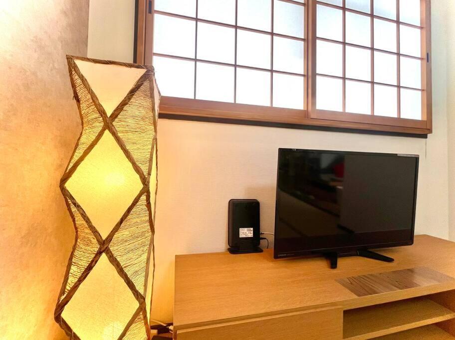 Apartment B701/大阪人气景点黑门市场步行6分钟，日本桥、难波、心斋桥、道顿堀步行可达 Osaka