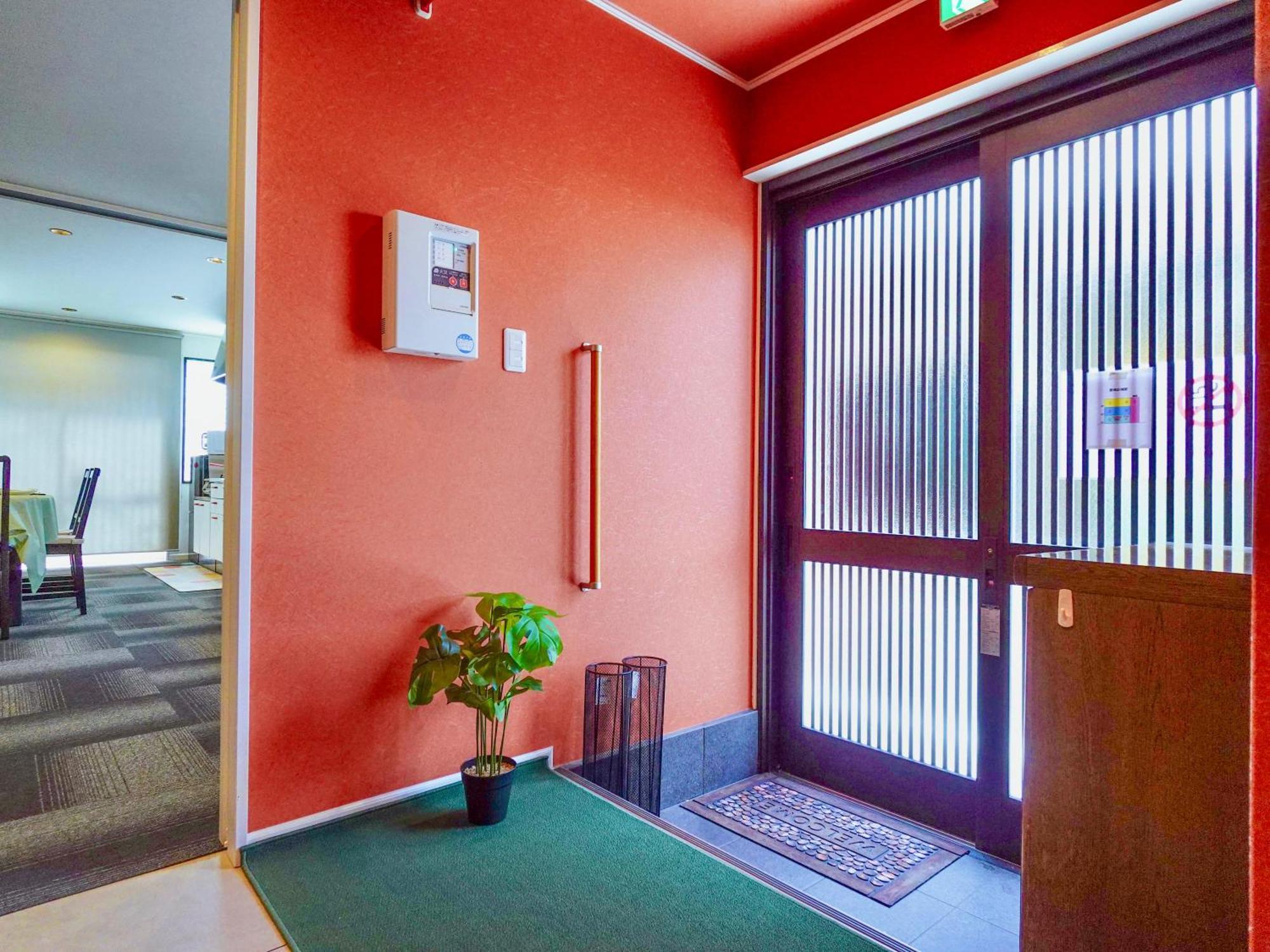 F House 青い海 Osaka
