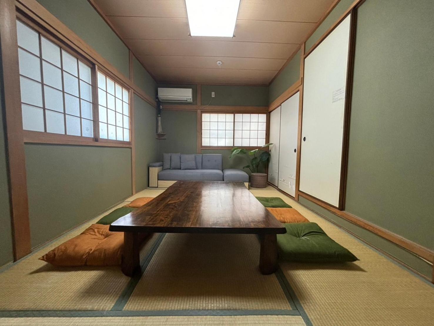 大きな一戸建てコリアンタウン難波道頓堀usjアクセス良好 Apartment