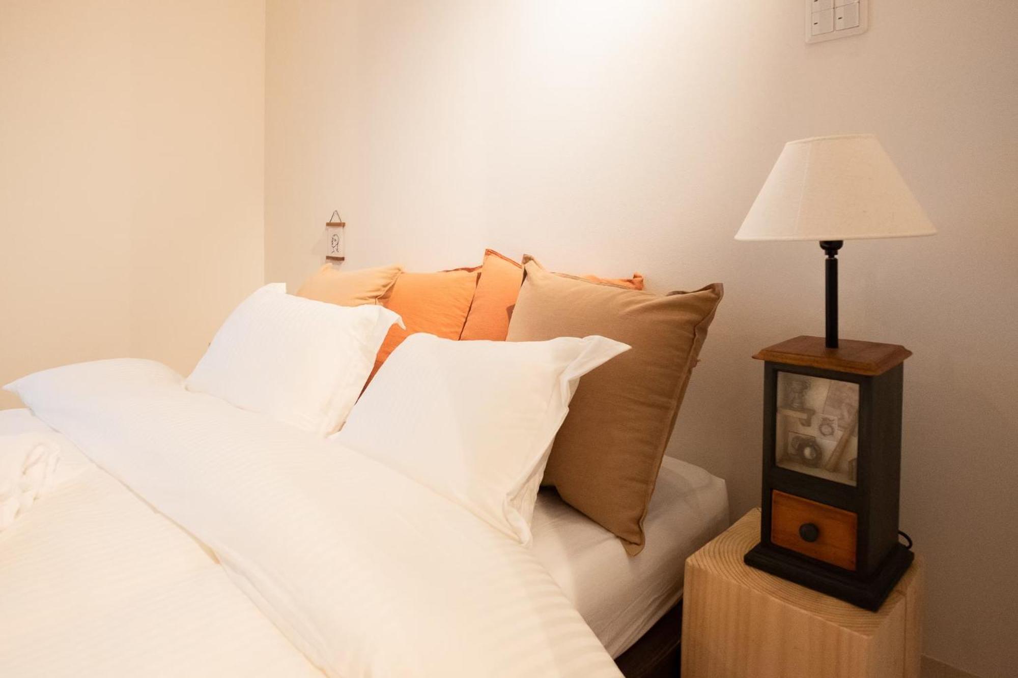 Holiday home 2fモダン和風一軒家 花園町3min 天下茶屋駅10min 難波心斎橋梅田関西空港直結