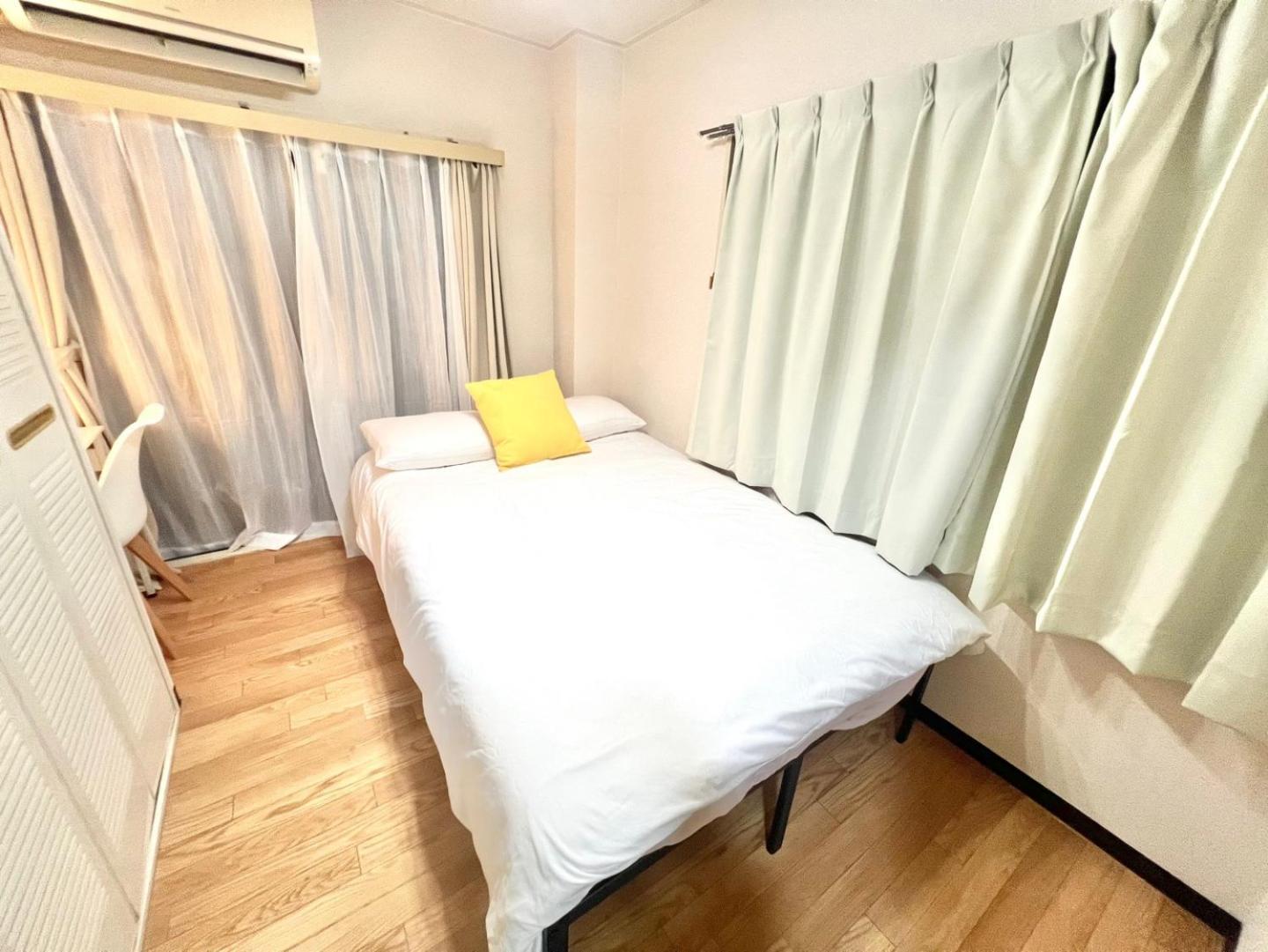 Apartment 10m Walk From Namba Station For 2 People Gran605 *