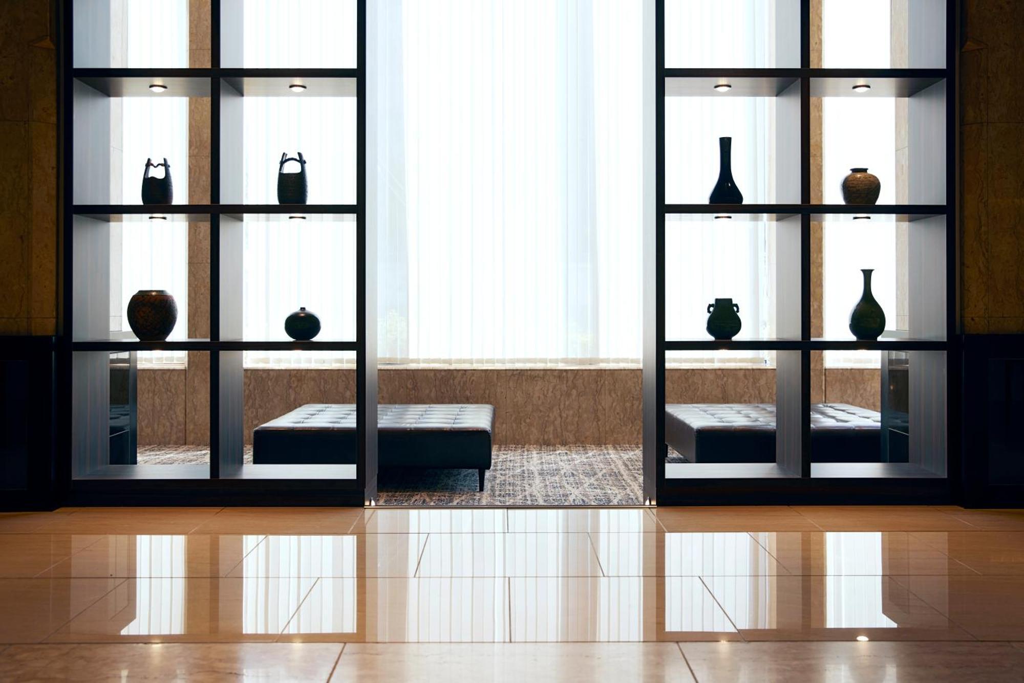 Consort Shin-osaka Hotel 4*