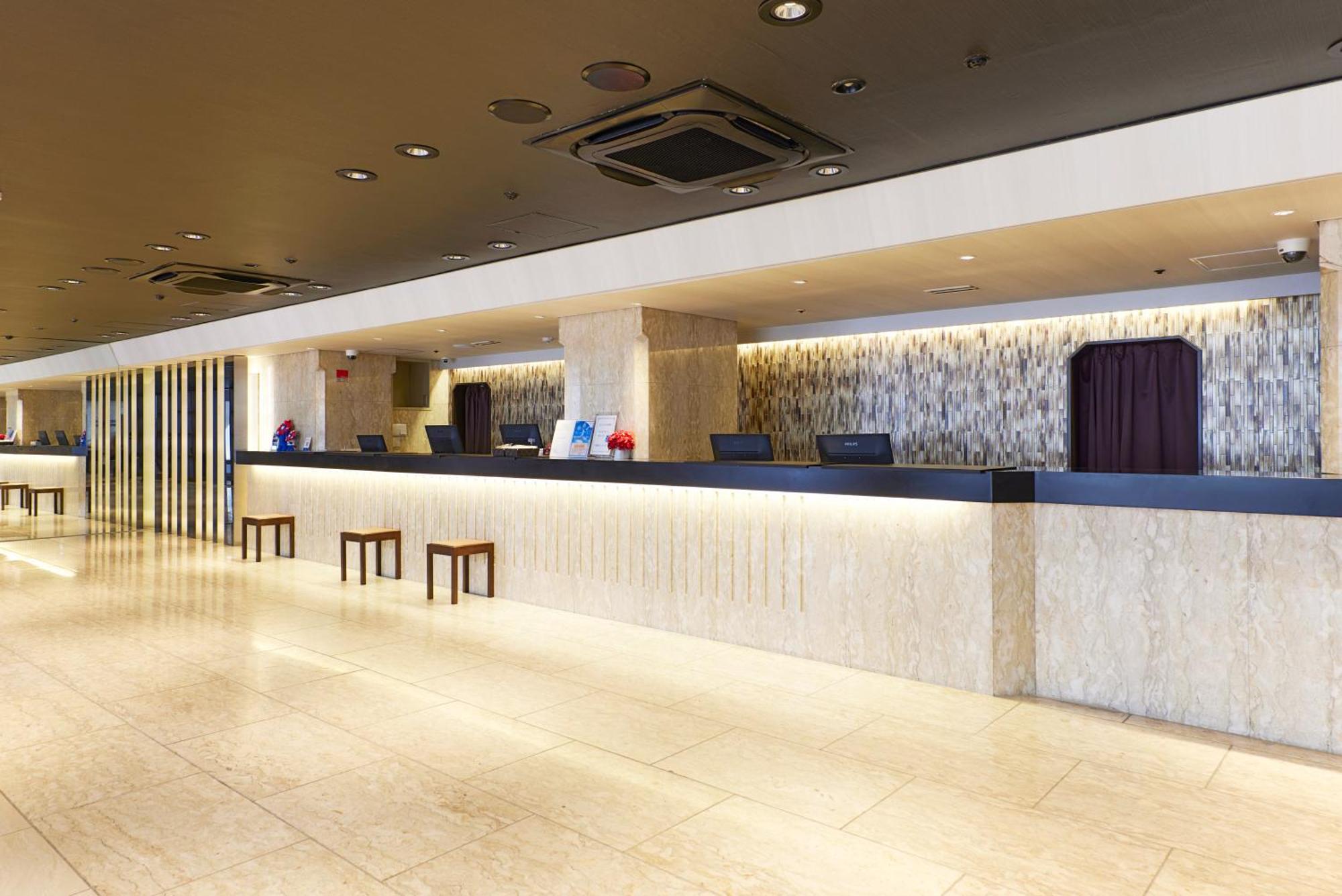 Hotel Consort Shin-osaka 4*