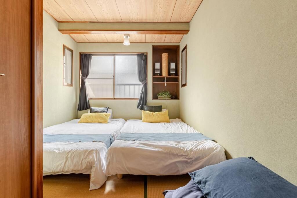Dotonbori Direct: Traditional With Modern Amenities