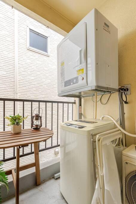 Dotonbori Direct: Traditional With Modern Amenities Villa *