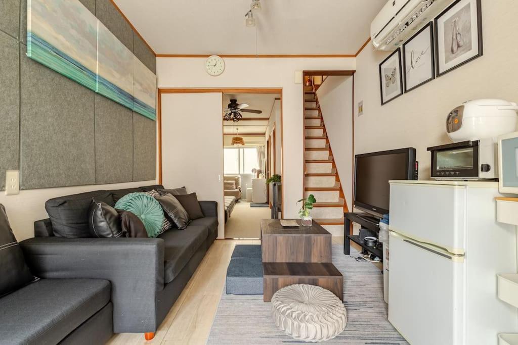 Dotonbori Direct: Traditional With Modern Amenities *