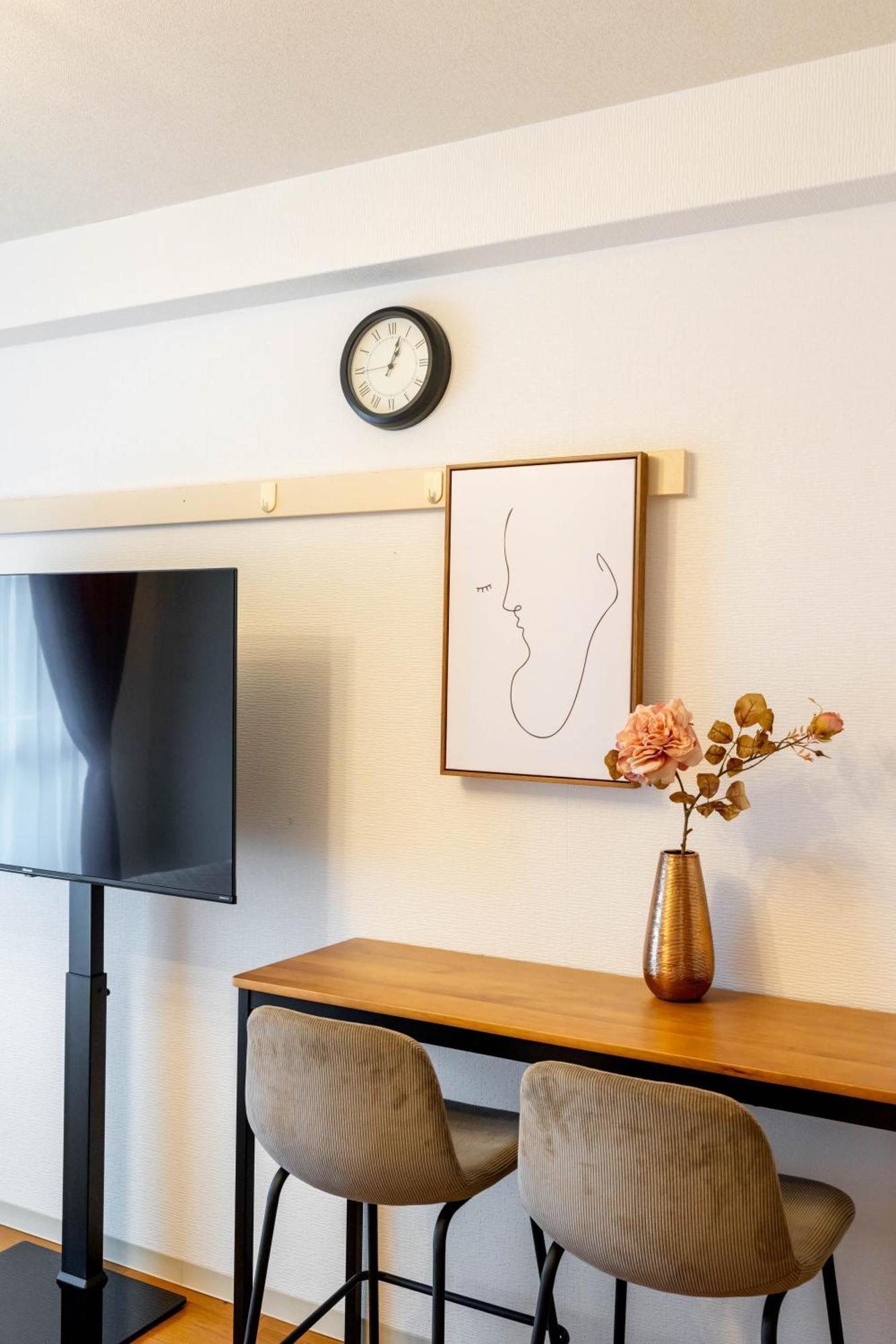 Apartment Nakatsu Sakae Manshon *
