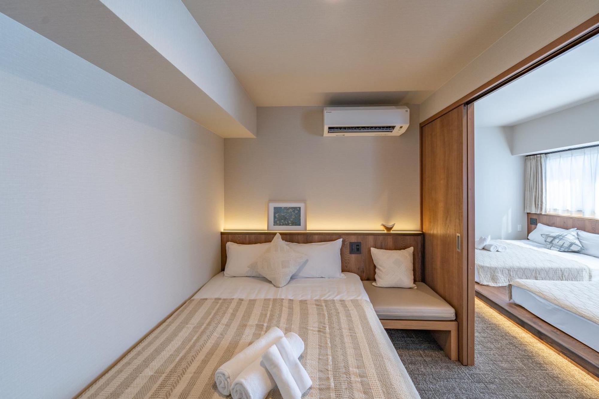 11 Namba Minami Shin-imamiya Ii Apartment
