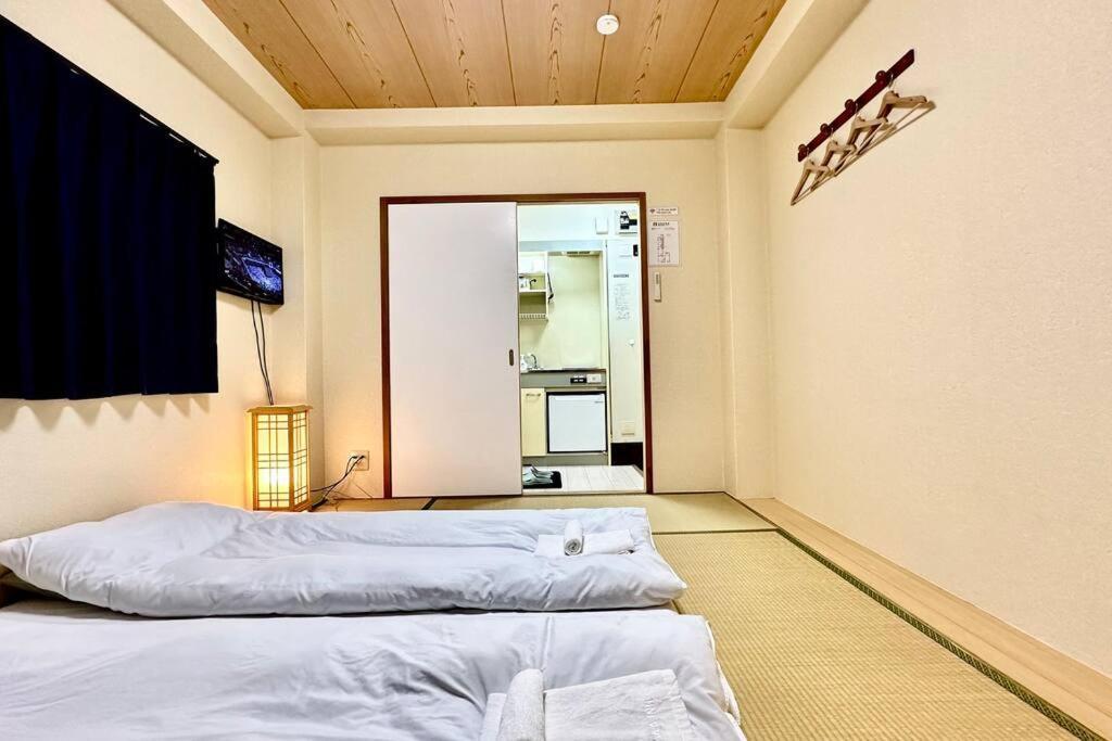 201号室花園町,萩之茶屋駅步行2分専用バスルームアクセス便利 Apartment *