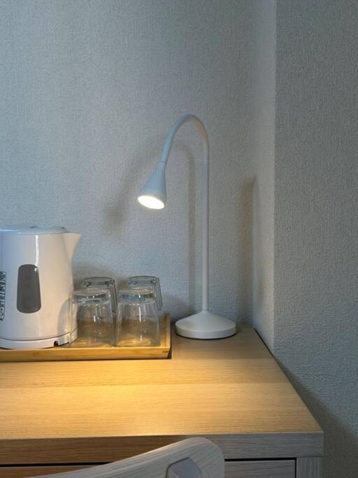 201号室花園町,萩之茶屋駅步行2分専用バスルームアクセス便利 Apartment