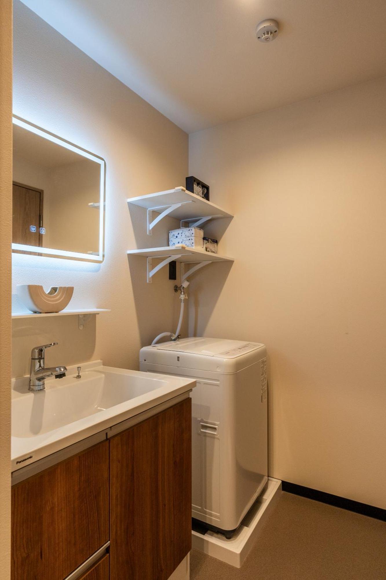 Guest house Lite House Shinsaibashi Iv