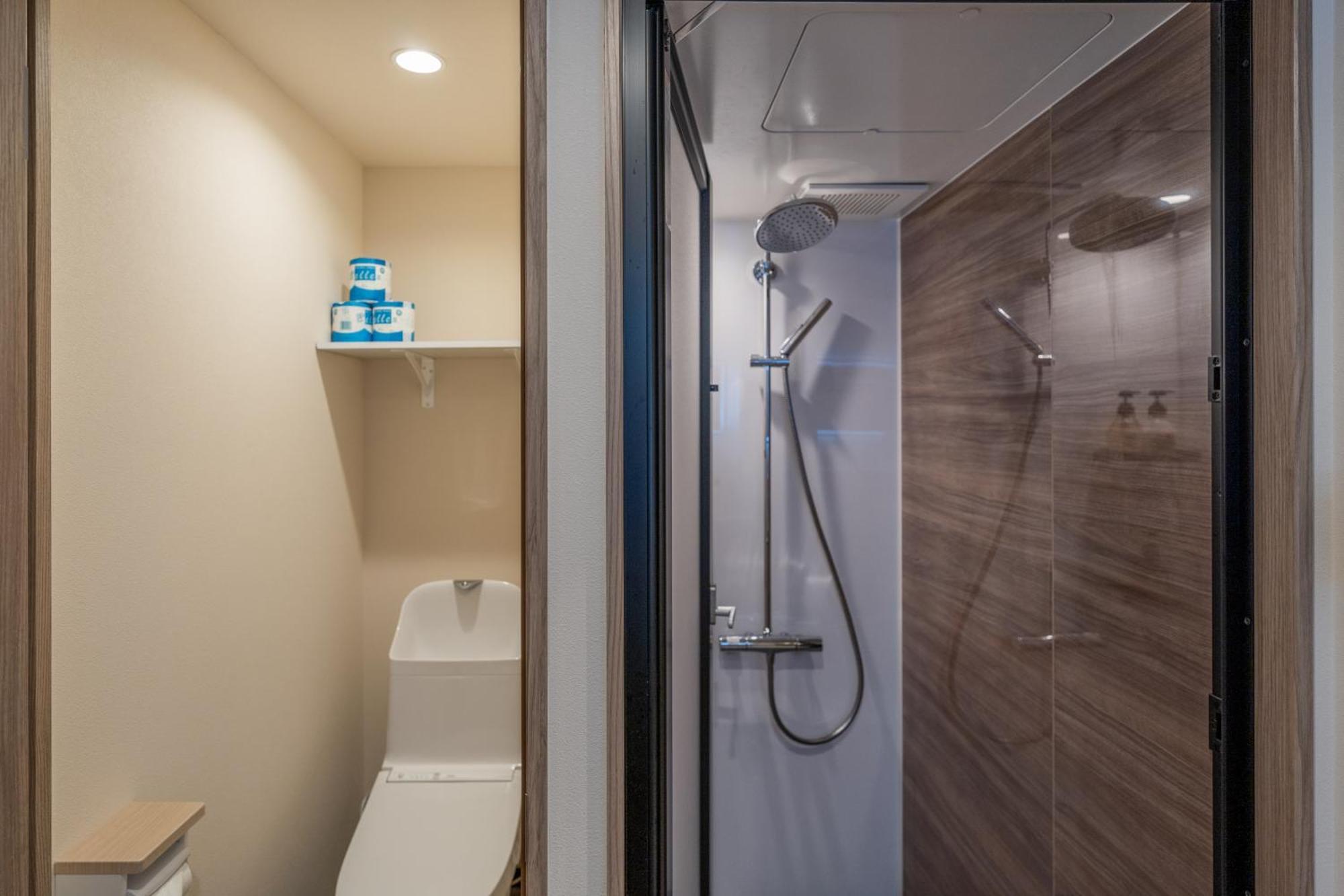Lite House Shinsaibashi Iv 3* Osaka
