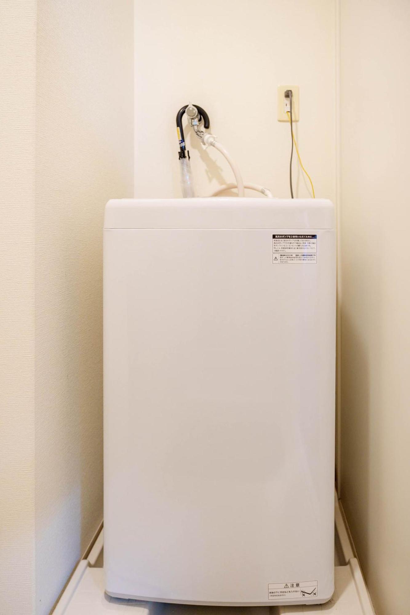 黒門市場徒歩5分 通天閣難波エリア徒歩圏内 トイレと浴室付き まるまる貸切 エレベーター 304 *