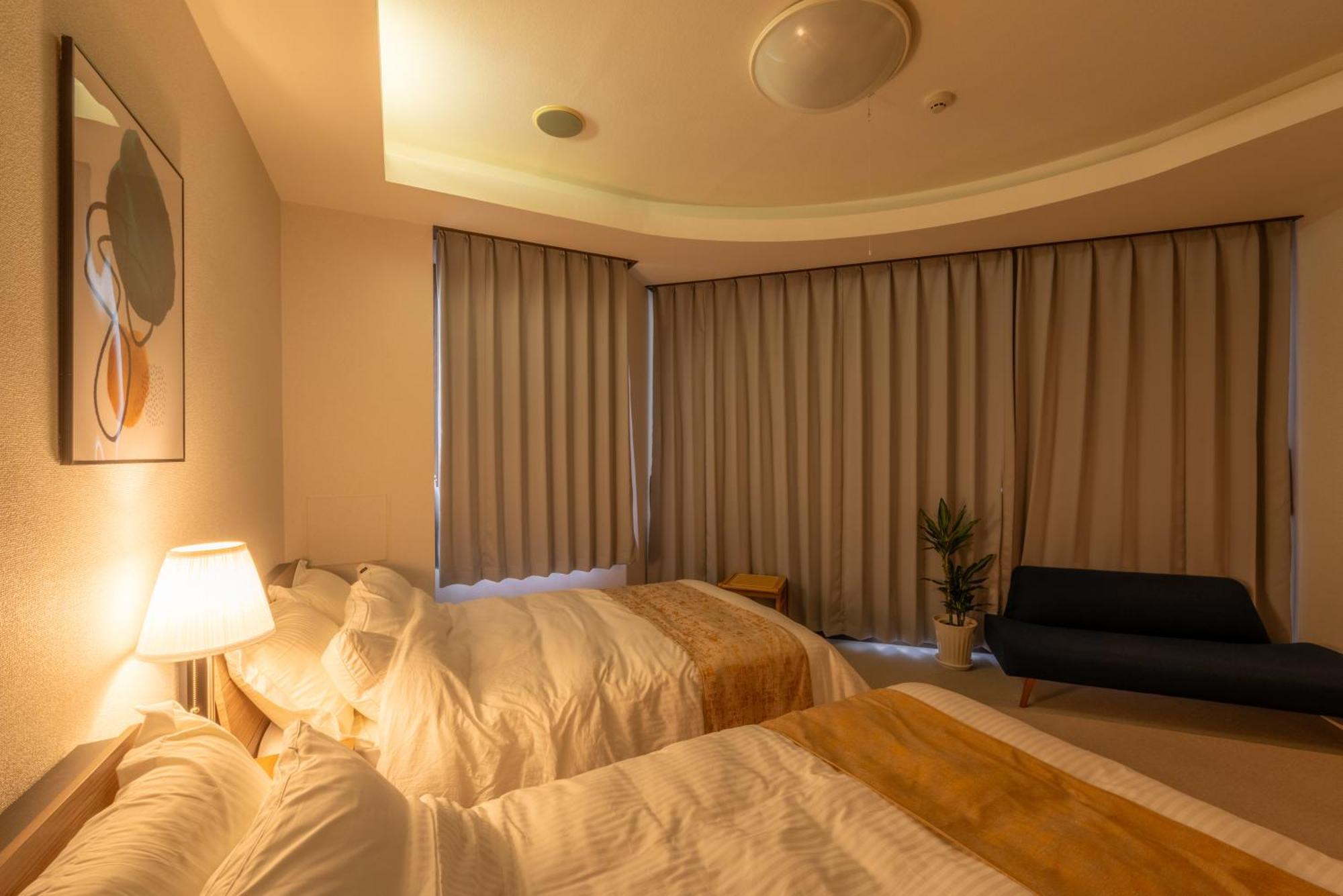 Apartment Sweet House 105 Square Meters Of Single Floor Space 15 Minutes On Foot To Shinsaibashi Dotonbori 30 Minutes To Usj 7 Minutes To Umeda *
