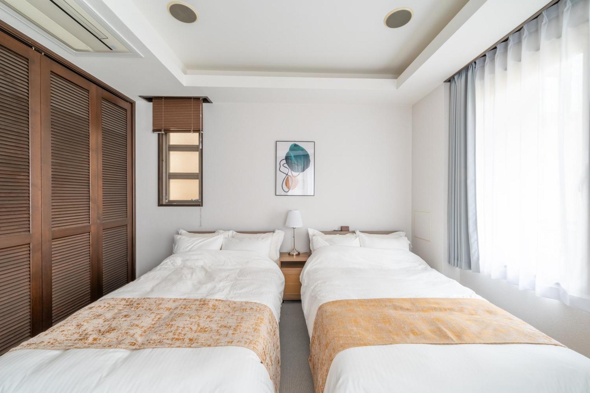 Apartment Sweet House 105 Square Meters Of Single Floor Space 15 Minutes On Foot To Shinsaibashi Dotonbori 30 Minutes To Usj 7 Minutes To Umeda