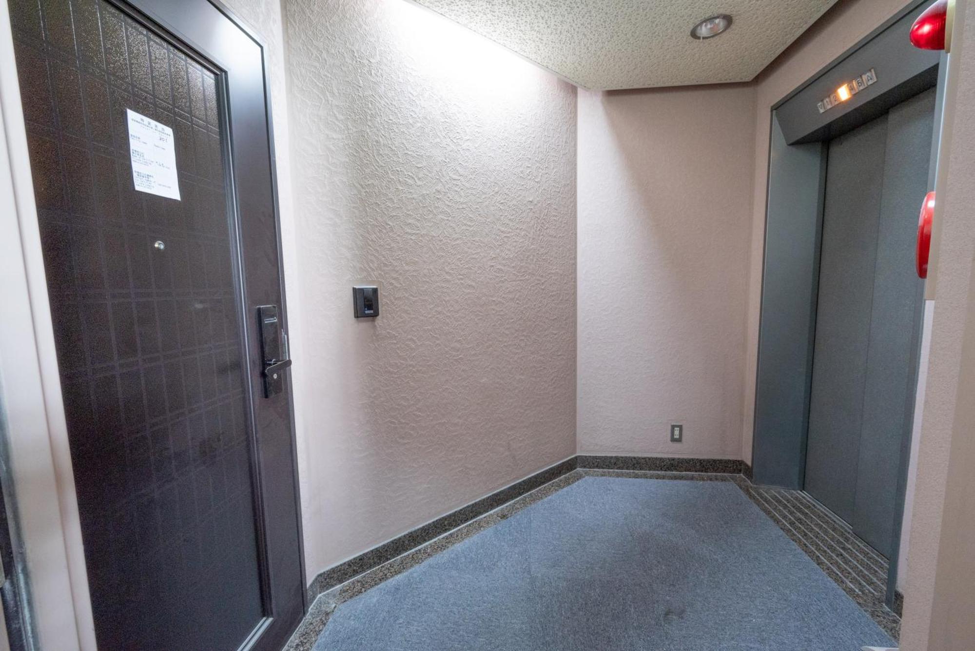 Sweet House 105 Square Meters Of Single Floor Space 15 Minutes On Foot To Shinsaibashi Dotonbori 30 Minutes To Usj 7 Minutes To Umeda Apartment *