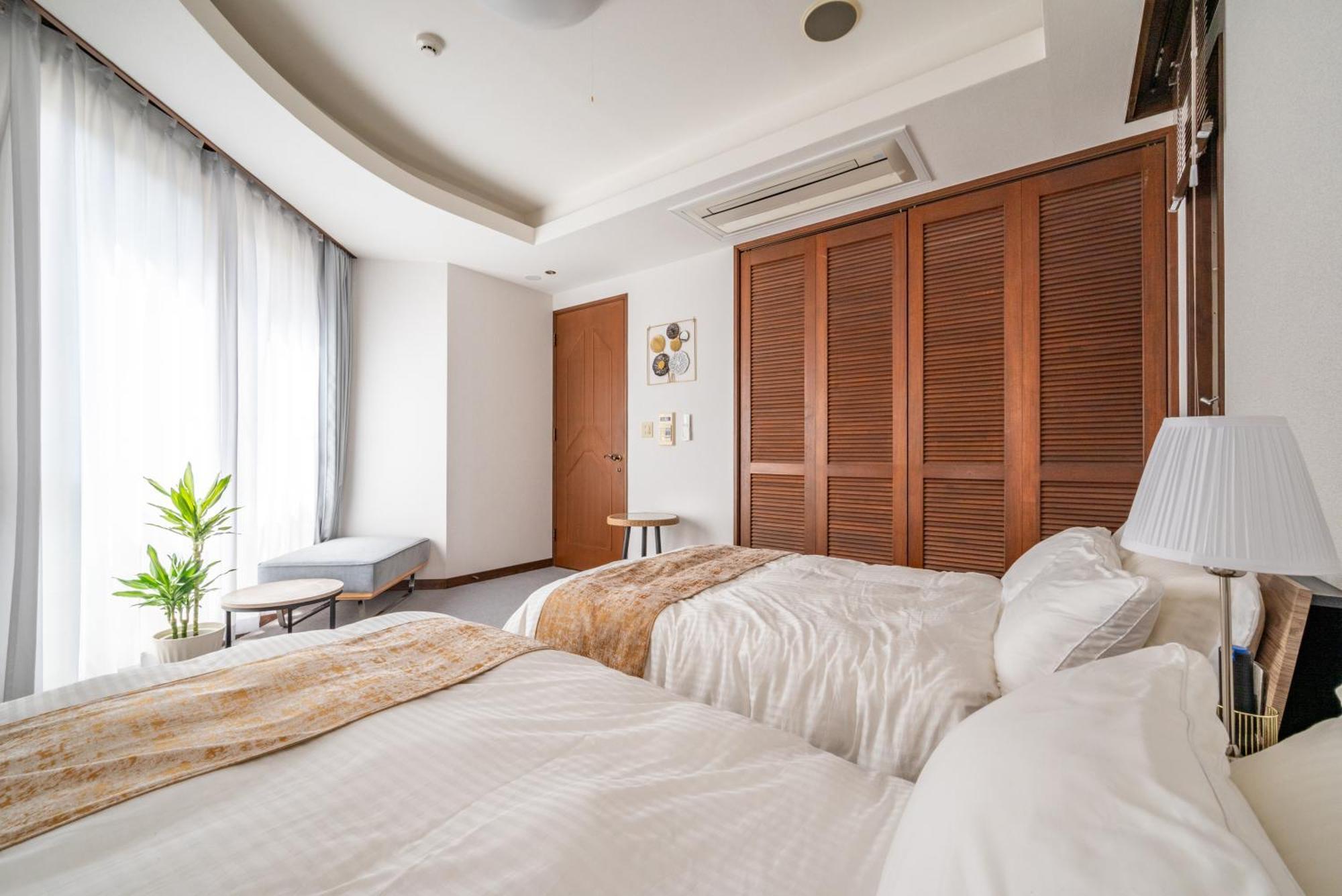 Apartment Sweet House 105 Square Meters Of Single Floor Space 15 Minutes On Foot To Shinsaibashi Dotonbori 30 Minutes To Usj 7 Minutes To Umeda