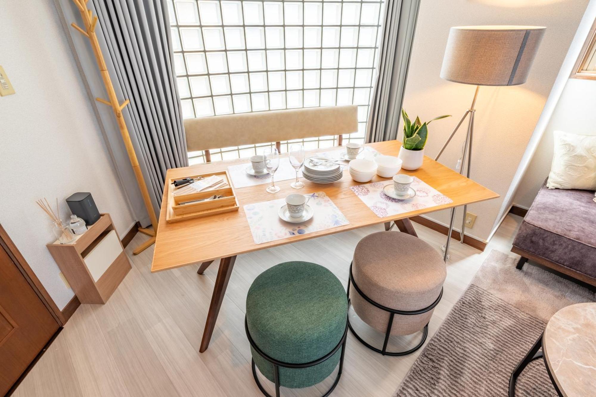 Apartment Sweet House 105 Square Meters Of Single Floor Space 15 Minutes On Foot To Shinsaibashi Dotonbori 30 Minutes To Usj 7 Minutes To Umeda