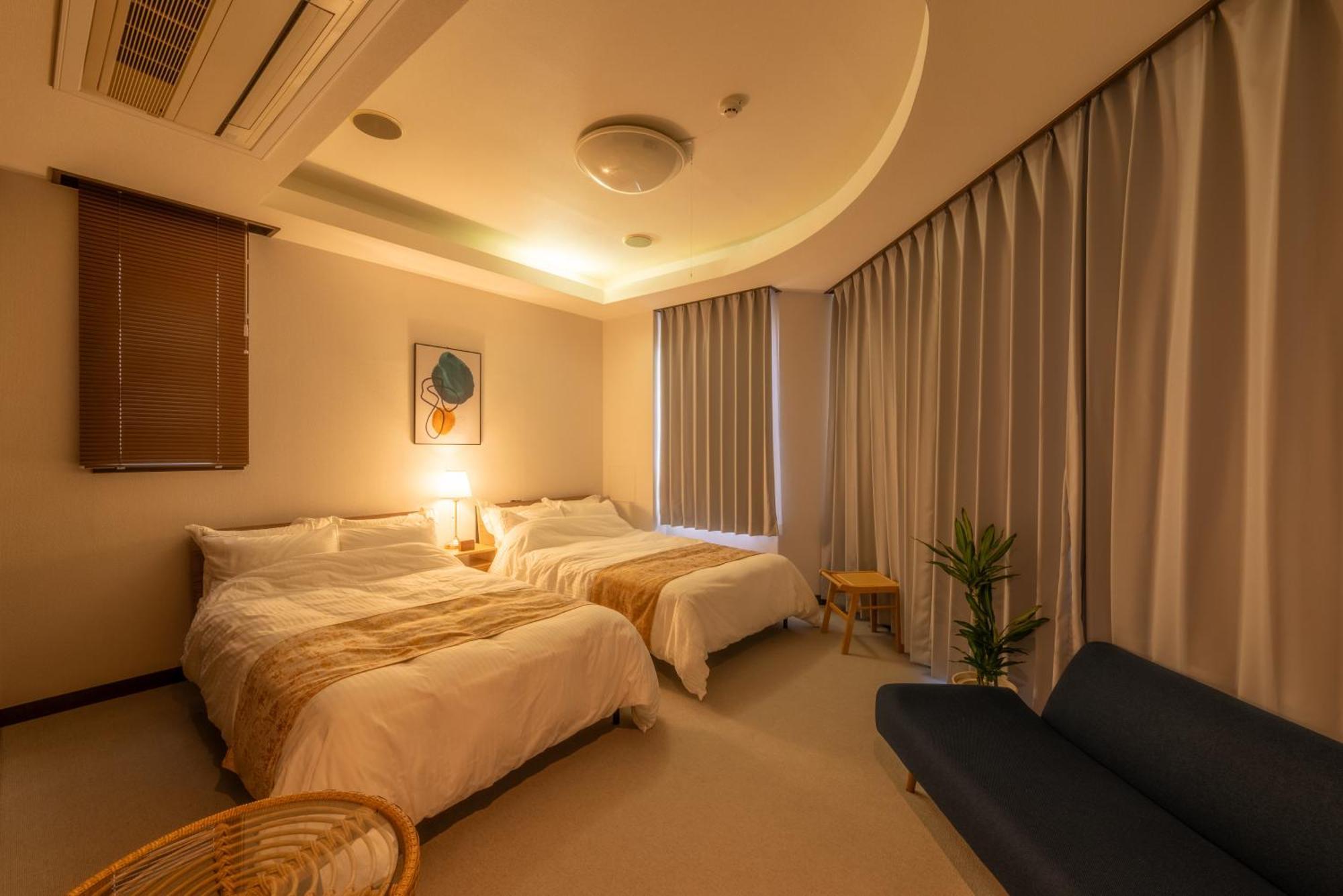 Sweet House 105 Square Meters Of Single Floor Space 15 Minutes On Foot To Shinsaibashi Dotonbori 30 Minutes To Usj 7 Minutes To Umeda Apartment Osaka