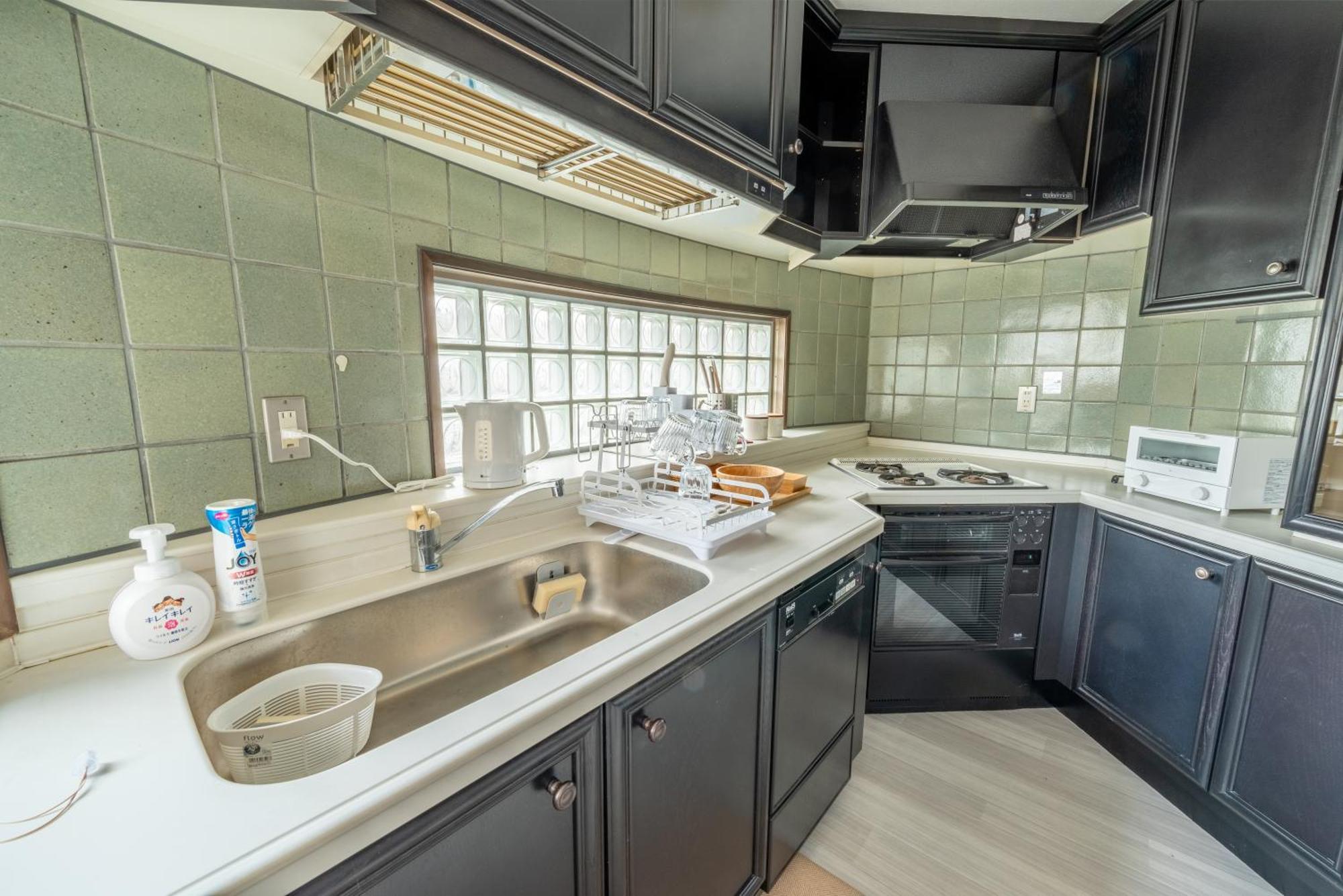 Sweet House 105 Square Meters Of Single Floor Space 15 Minutes On Foot To Shinsaibashi Dotonbori 30 Minutes To Usj 7 Minutes To Umeda Apartment Osaka