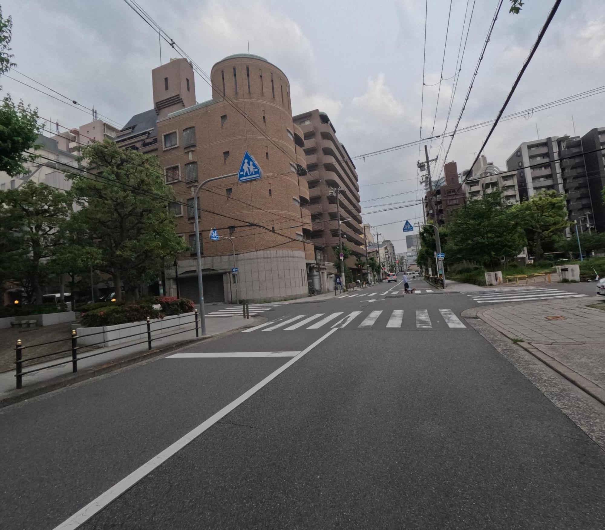 Sweet House 105 Square Meters Of Single Floor Space 15 Minutes On Foot To Shinsaibashi Dotonbori 30 Minutes To Usj 7 Minutes To Umeda *