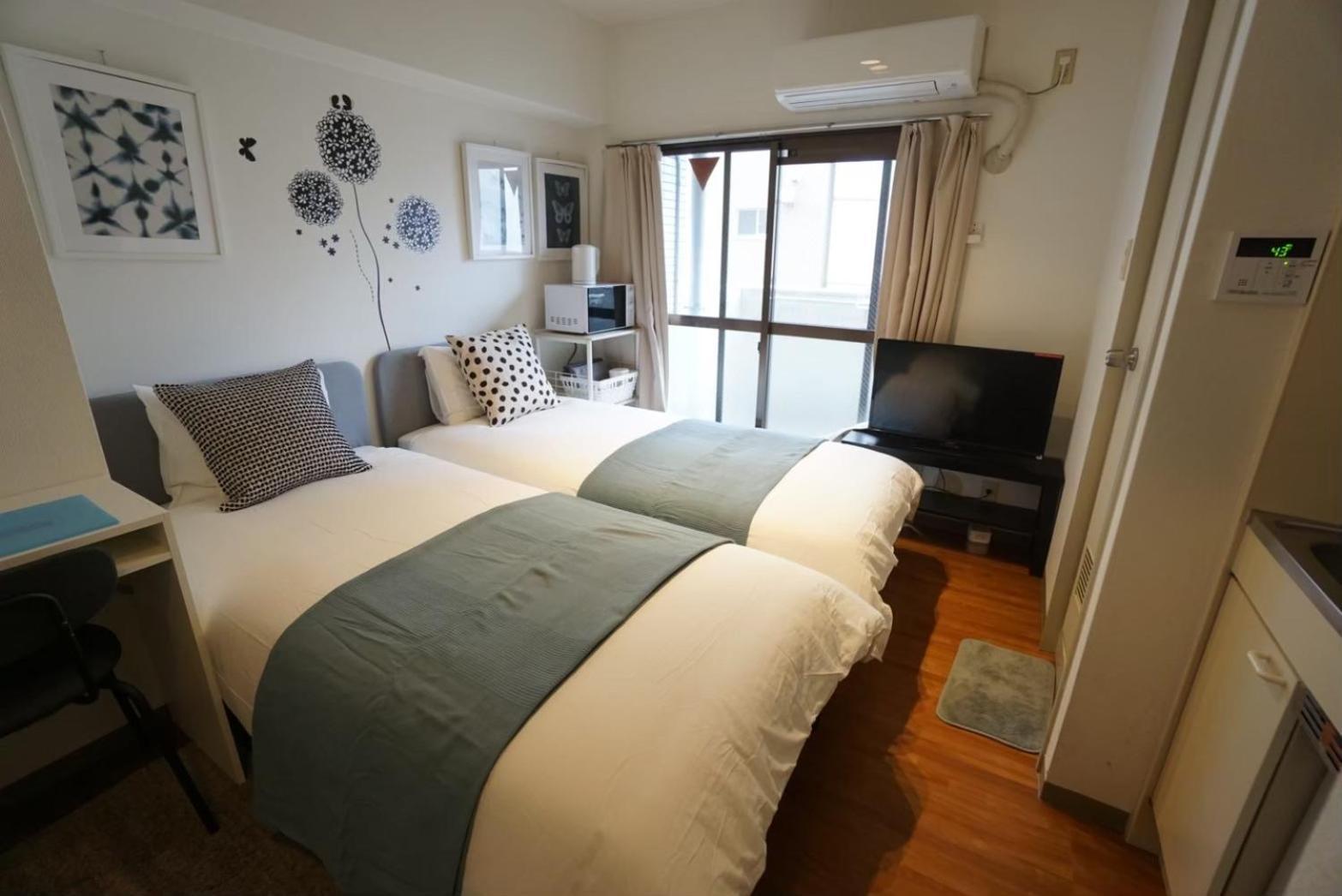 Apartment House Floor Assemble 303 *