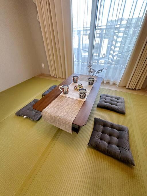 Apartment 40平!2卧室可住6人,徒步5分钟到达道顿堀,日本桥,黑门市场,8分钟到达心斋桥,难波,天王寺大阪城 *