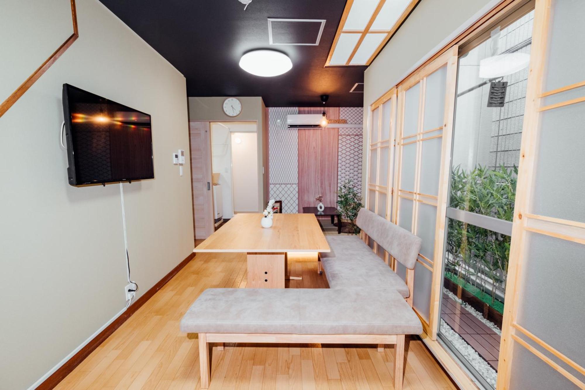 New 敷津西兩層民宿 最多可容納13人 大国町站步行5分 交通便利 Holiday home Osaka