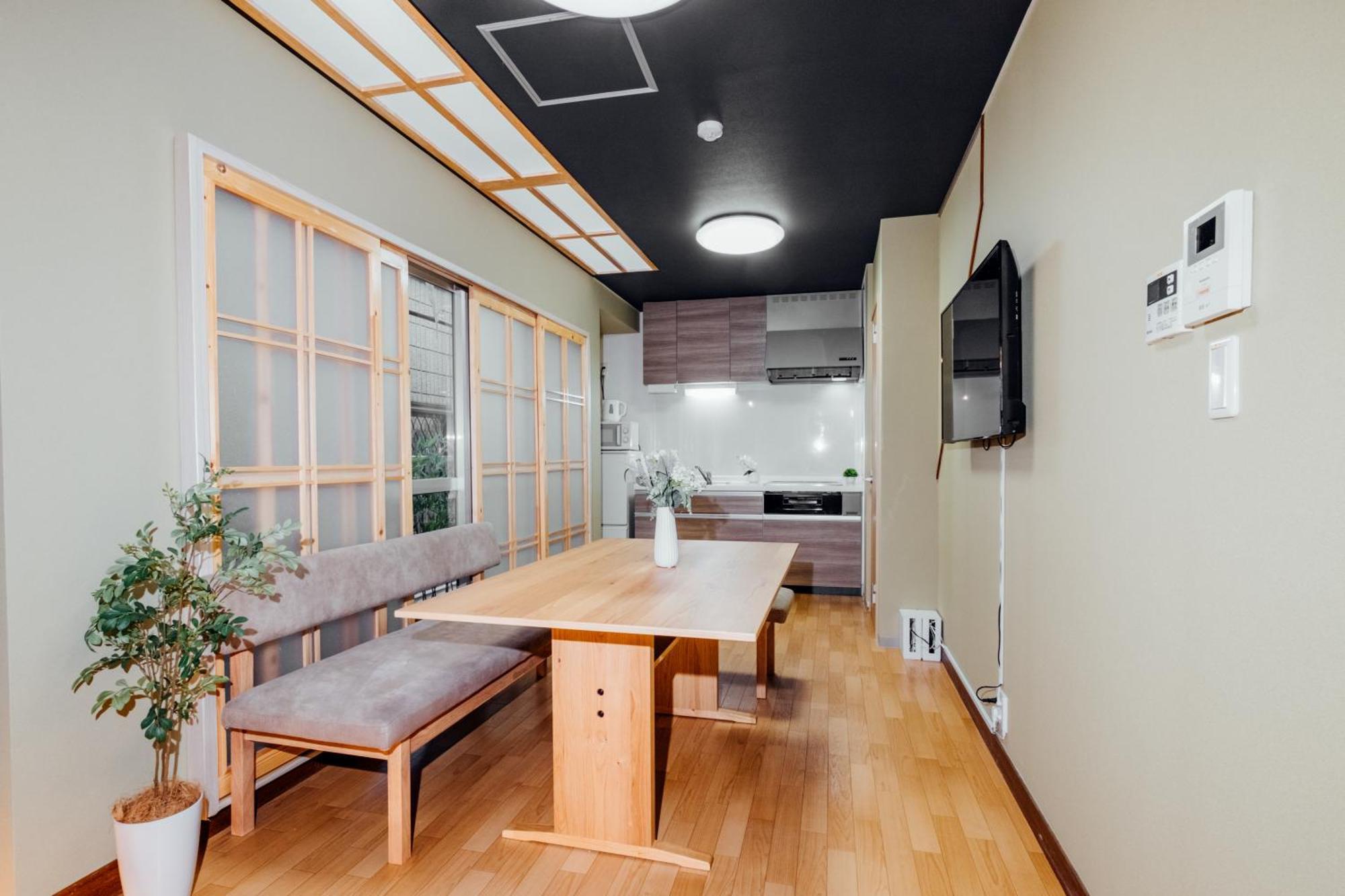 New 敷津西兩層民宿 最多可容納13人 大国町站步行5分 交通便利 Holiday home Osaka