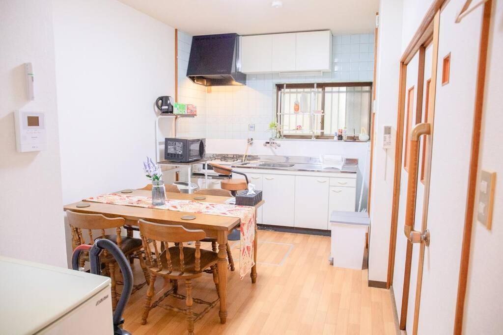 天下茶屋東 Apartment