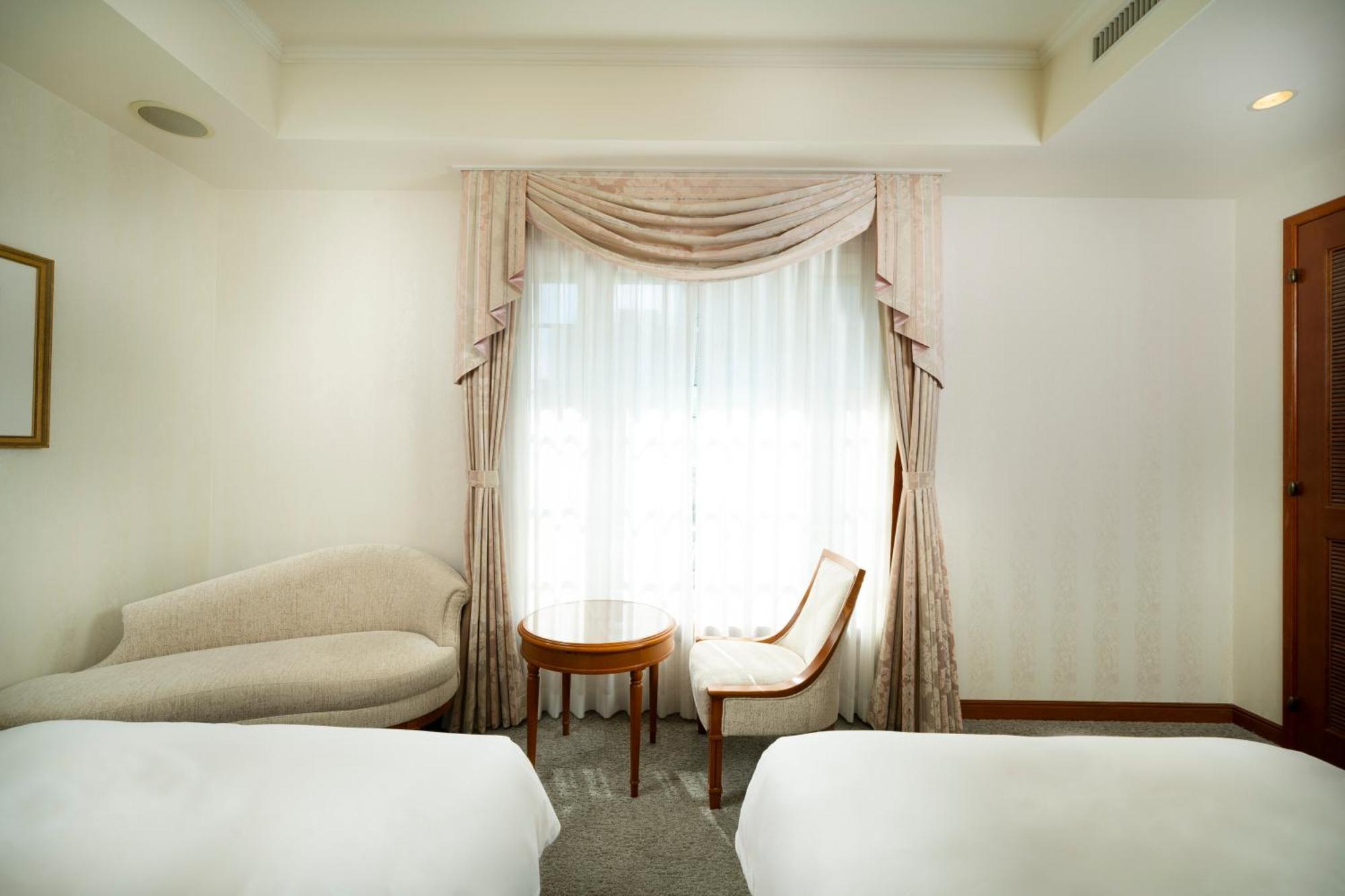 Koko Shinsaibashi 4* Osaka